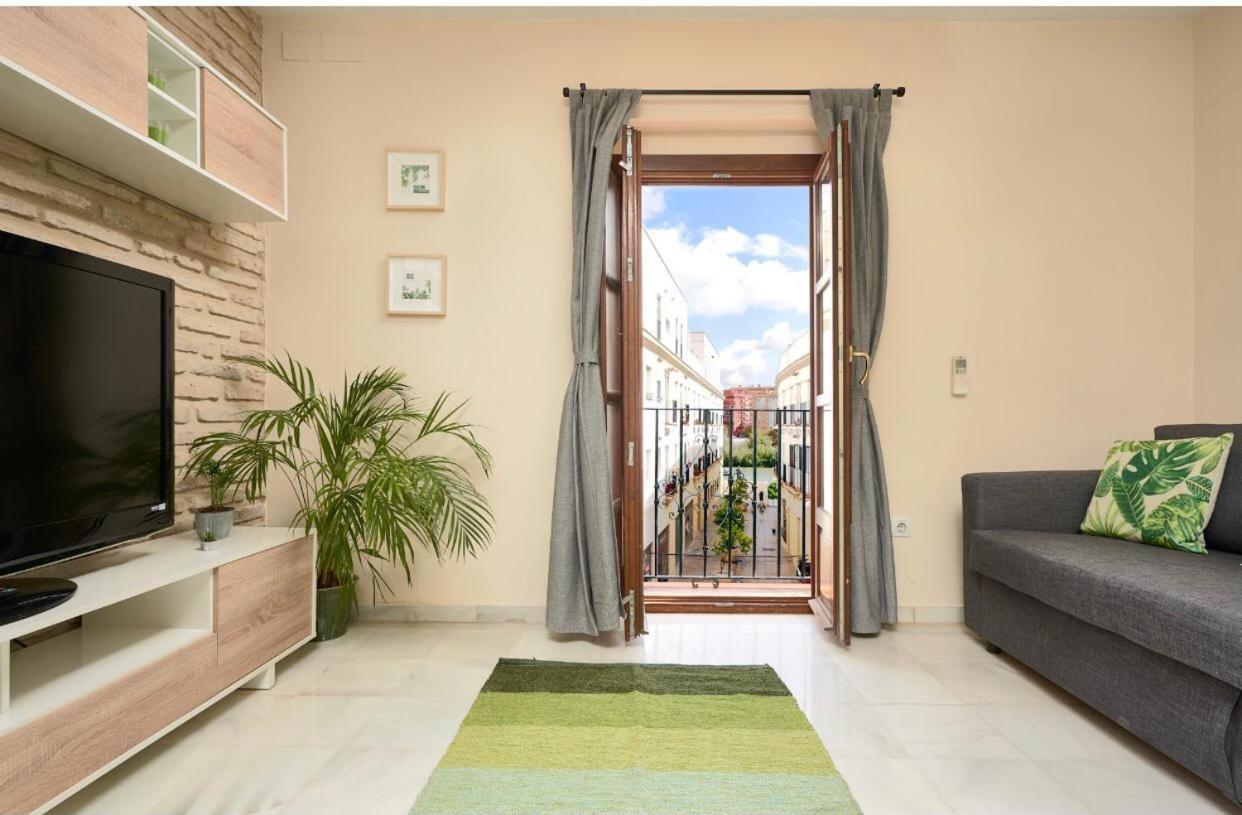 Apartamentos Y Lofts En Triana Siviglia Esterno foto