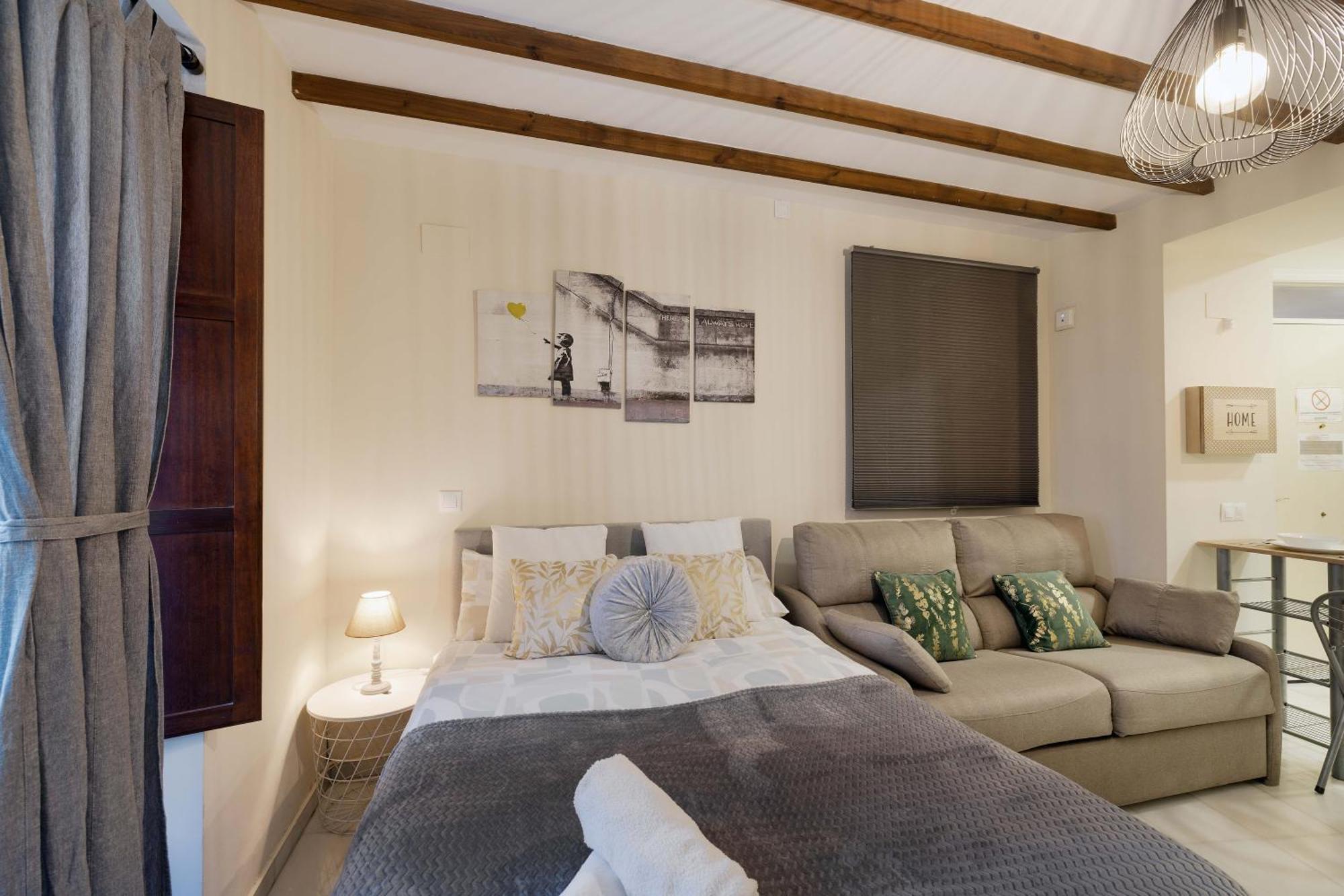 Apartamentos Y Lofts En Triana Siviglia Esterno foto